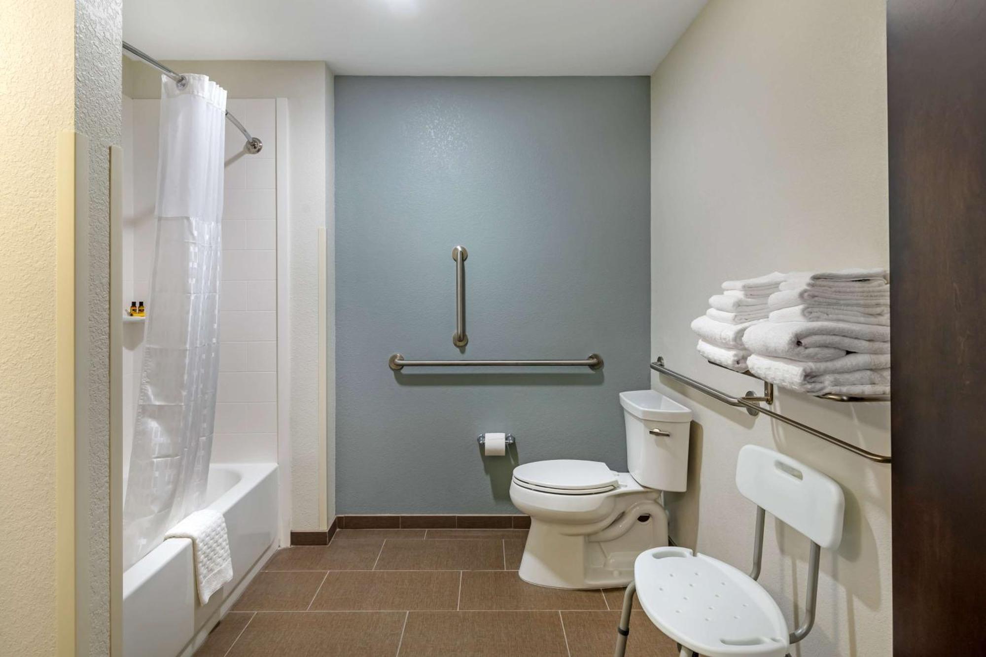 Best Western Plus Bluffton/Hilton Head Hotel Екстер'єр фото