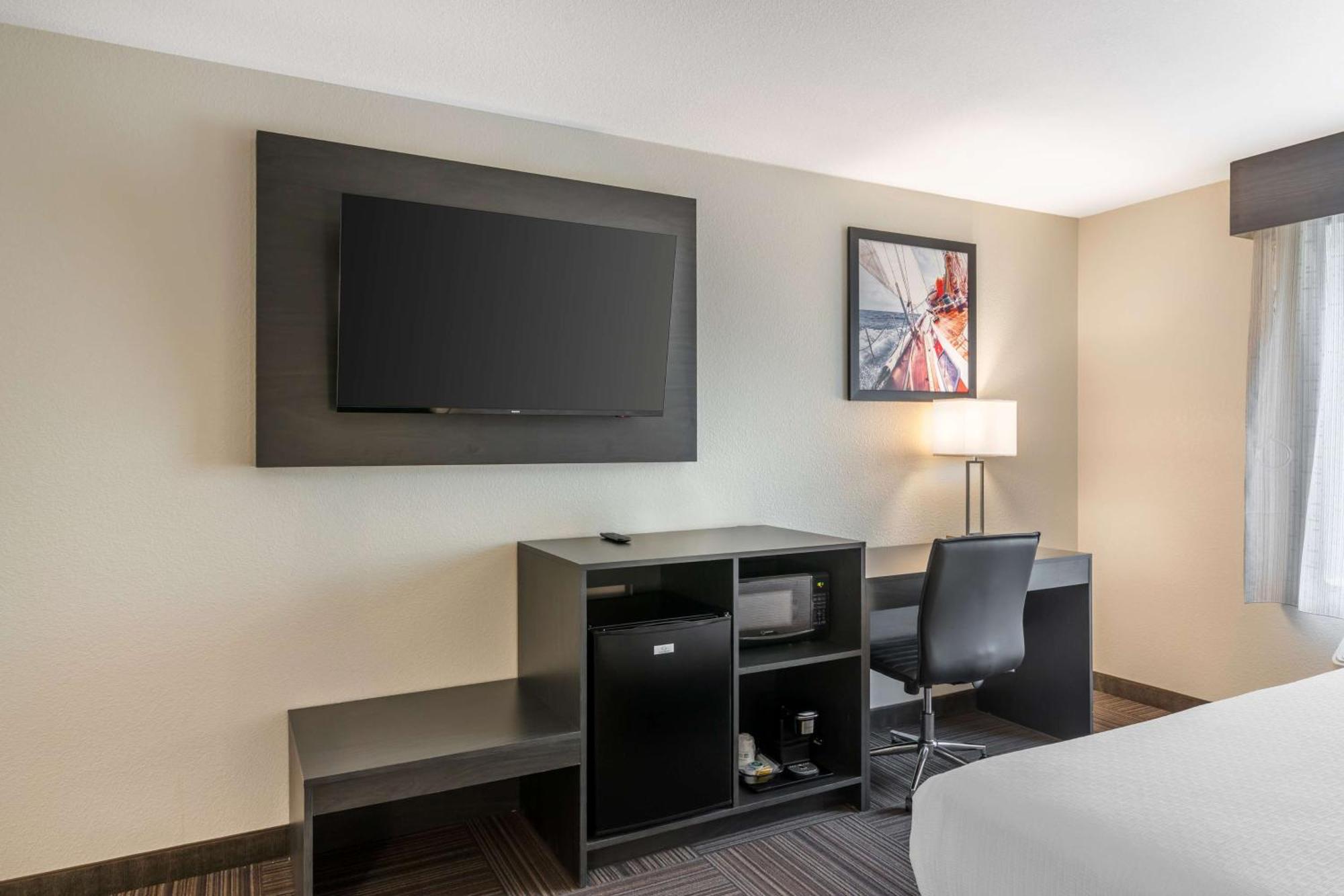Best Western Plus Bluffton/Hilton Head Hotel Екстер'єр фото