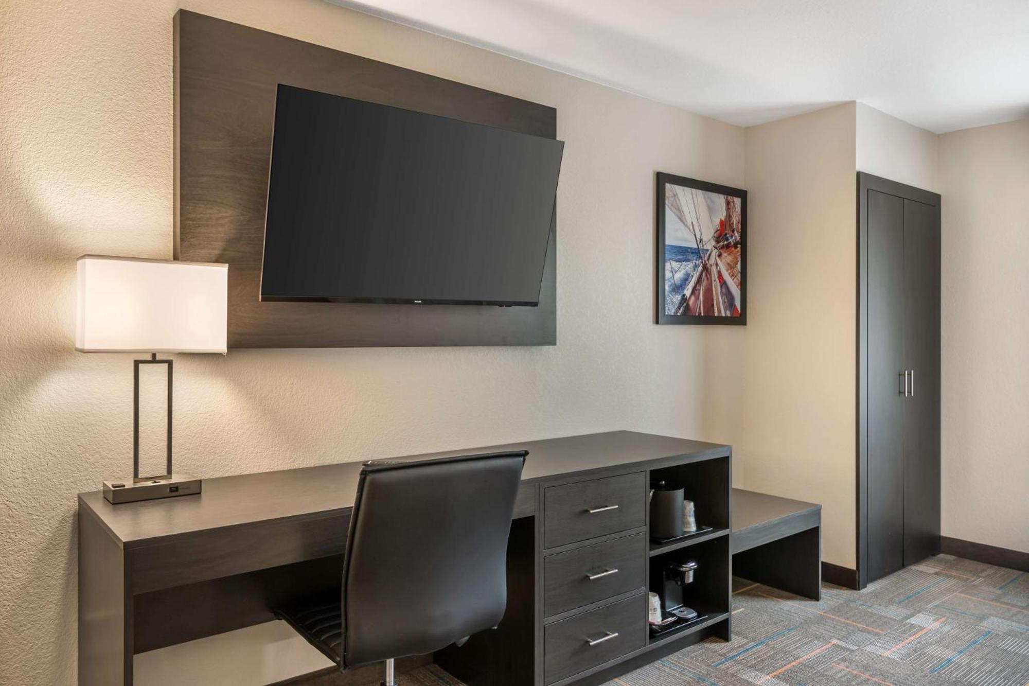 Best Western Plus Bluffton/Hilton Head Hotel Екстер'єр фото
